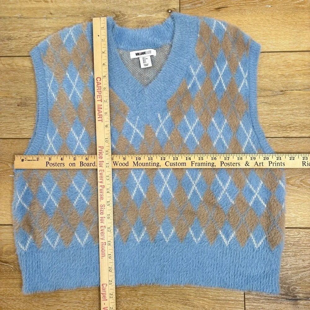William Rast Womens Argyle Sweater Vest Large Cropped Fuzzy Knit Top Academic